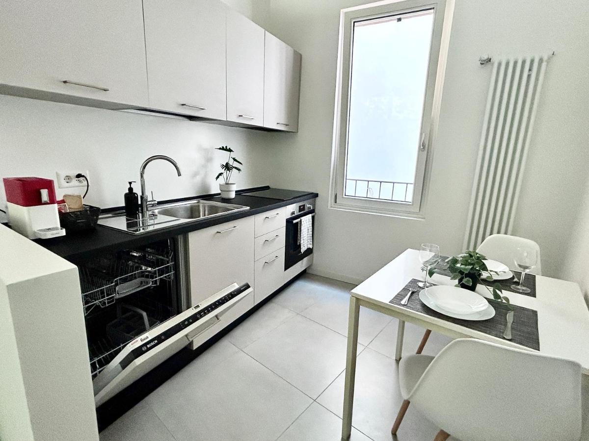 The Charming Suite - Few Steps From The Lake! Лугано Экстерьер фото